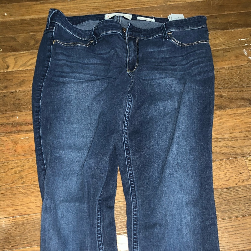 Hollister skinny jeans